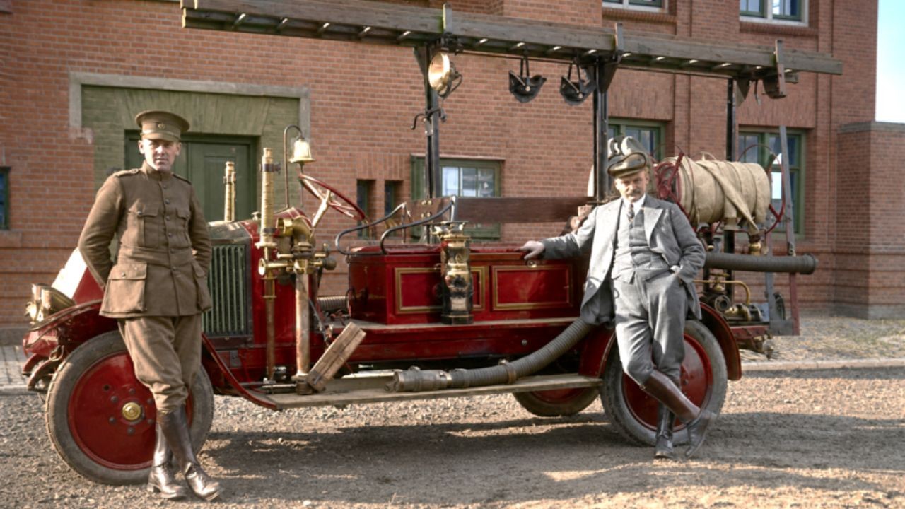 1e brandweerauto van Geleen (1926) ingekleurd